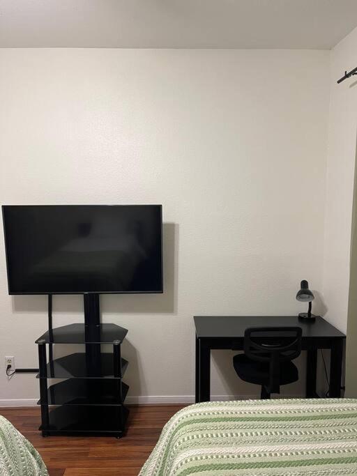 Home Away From Home-Cozy 2 Bdrm Condo/Med Cntr/Nrg Houston Extérieur photo